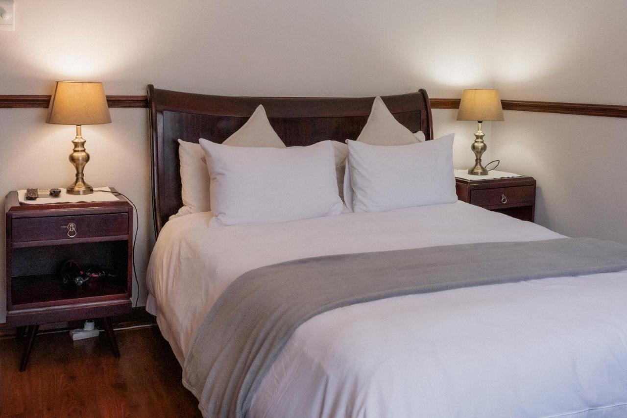 Park Living Guesthouse Блоемфонтейн Екстериор снимка
